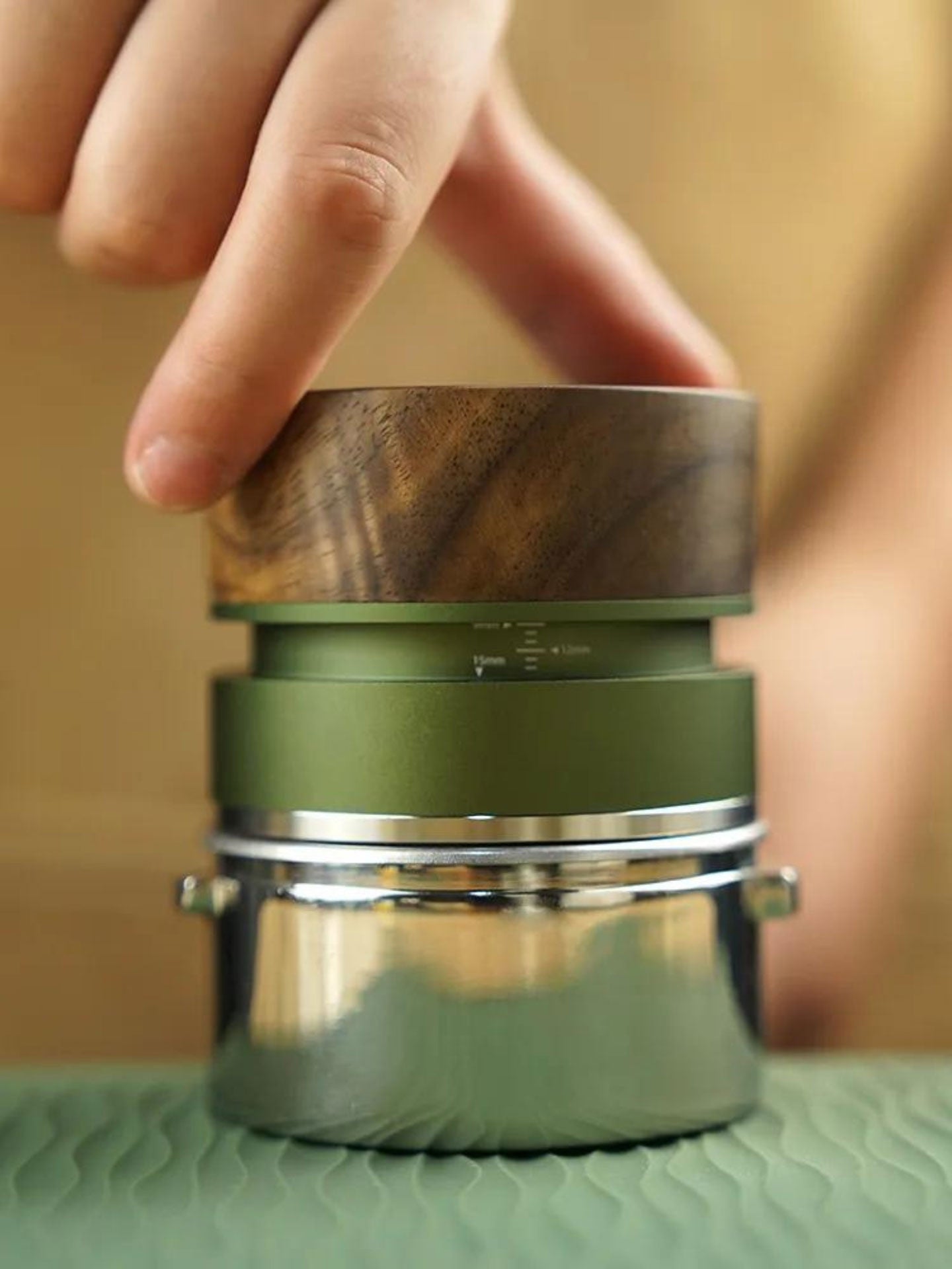 Natural Walnut Wood Gravity Distributor