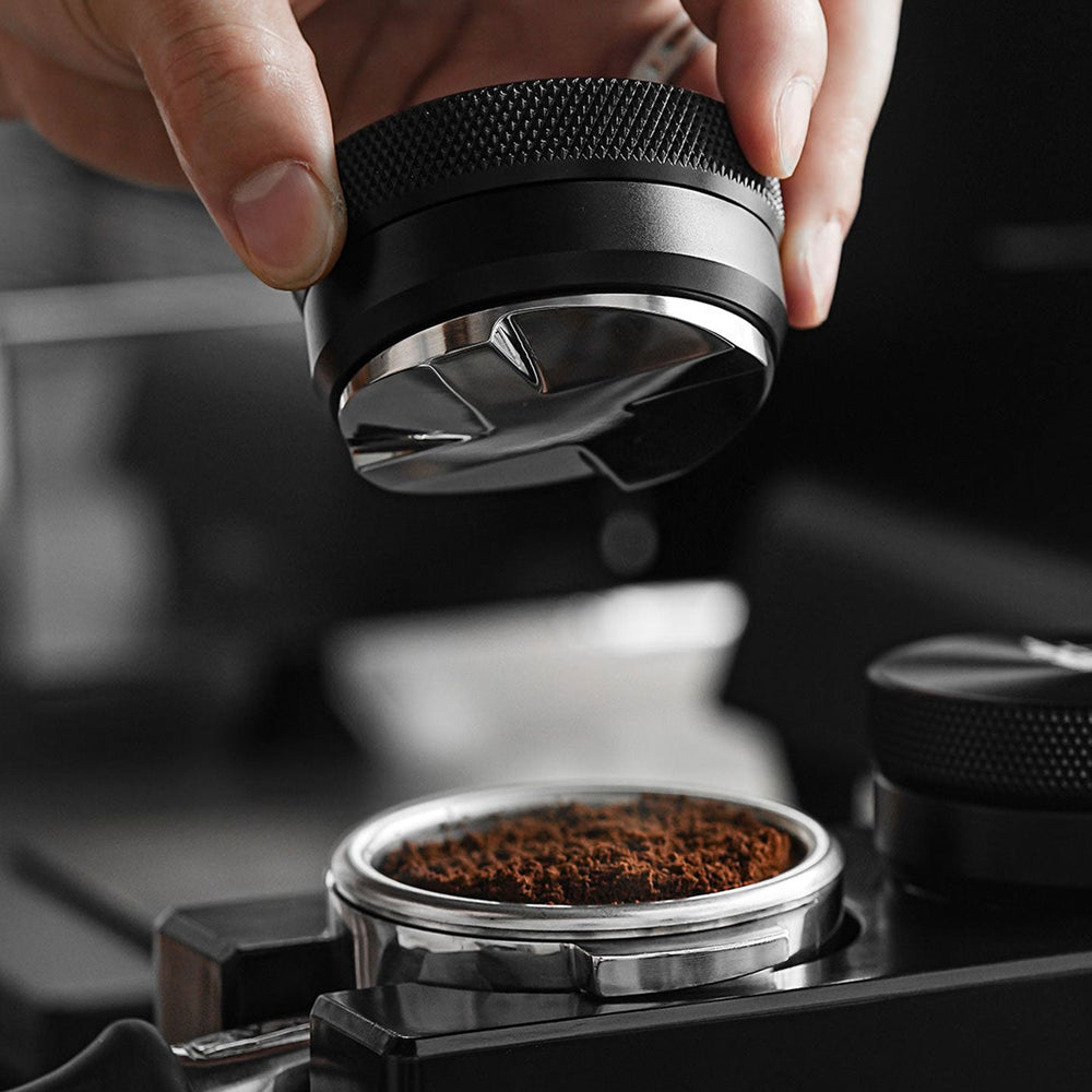 
                      
                        Wood Lid Coffee Distributor
                      
                    
