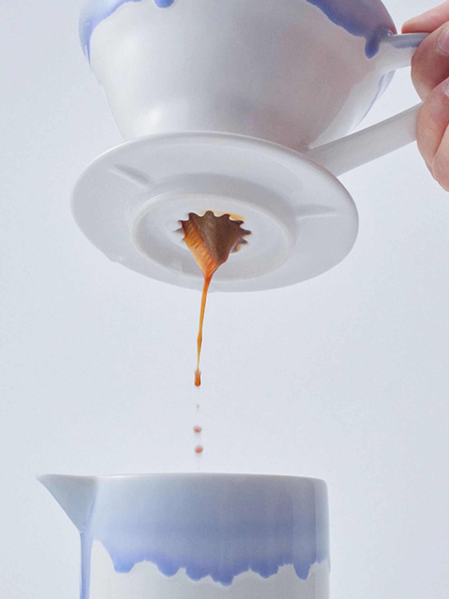 Ceramic Pour-Over Dripper - V60